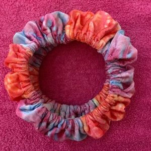 Steering wheel cover